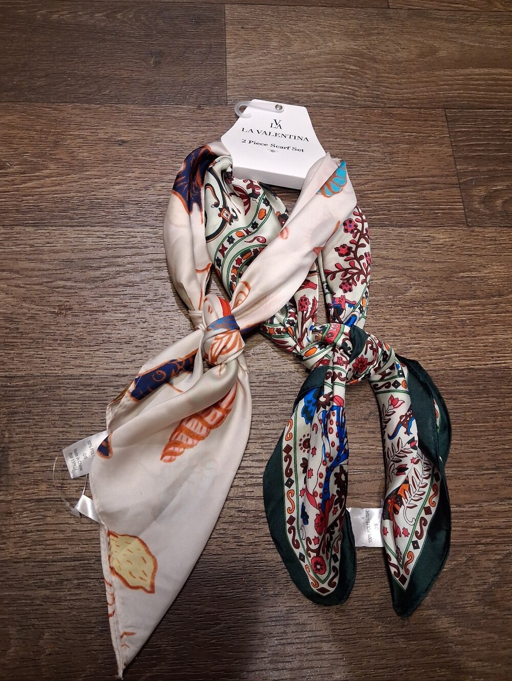 La Valentina Cream and Green Printed Scarf Set